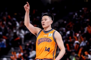 逆境绽放！李弘权力抗压力彰显坚定意志
