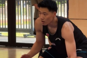 战报：广州龙狮夏训进行