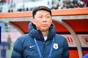 足球报：泰山队四年内第三次进入过渡阶段，唐田完成赛季的可能性存在