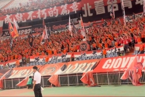 这一战将改变格局？泰山队逆转津门虎，唐田新帅之路启航